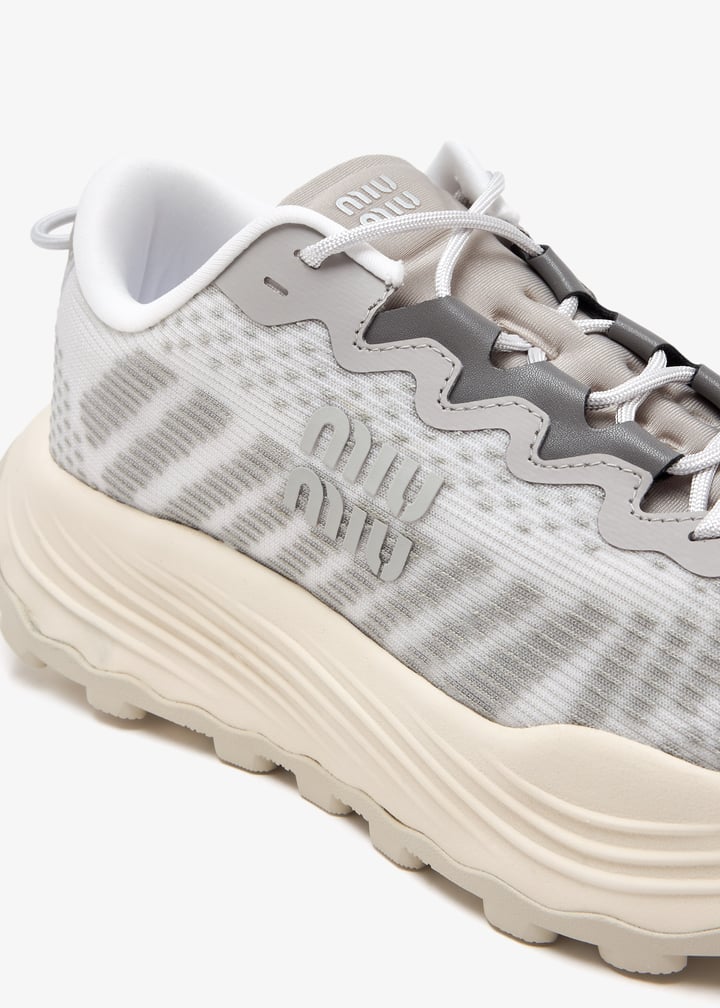 5e480e0503ledf0424f_3.jpg?ts=20250611035041