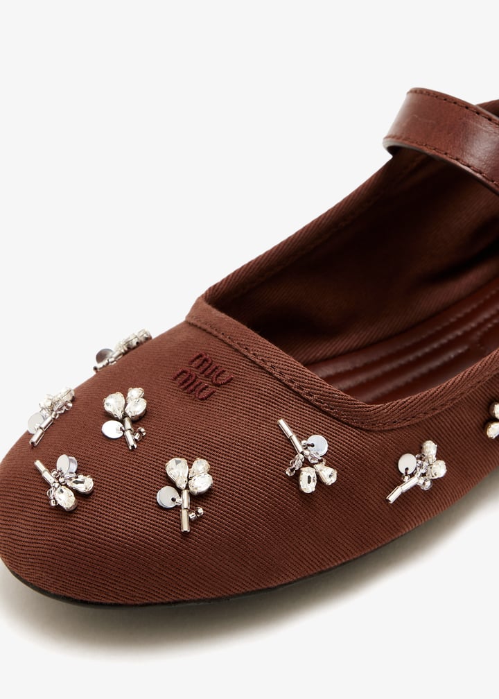 5f617e0053zmuf0324f_5.jpg?ts=20260207021232