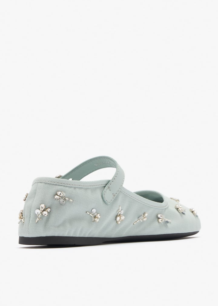 5f617e005f0035_6.jpg?ts=20260423040048