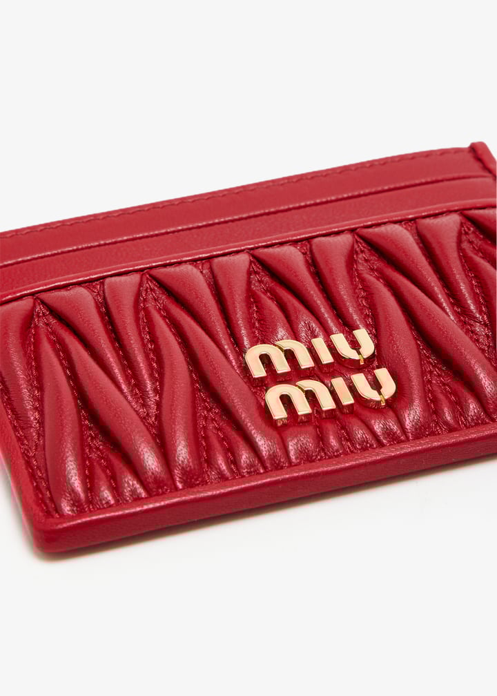 【MIU MIU】Matelasse Card Holder/追跡可能/全国送料無料 Miu Miu Matelasse Nappa Leather Card Holder Black in Leather