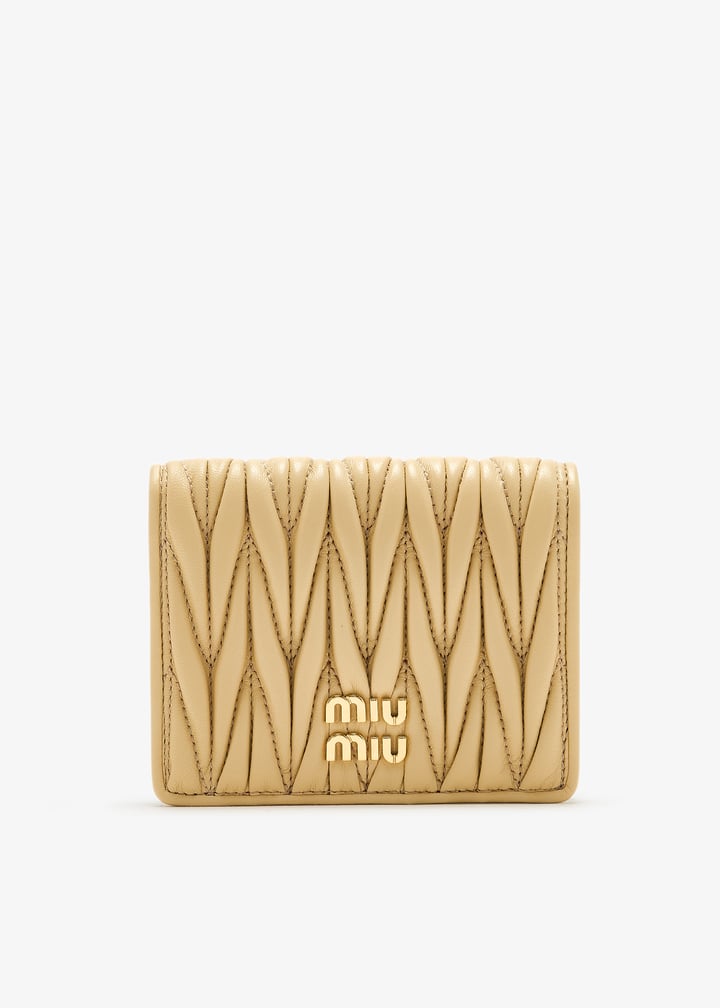 【MIU MIU】Small Matelasse Wallet/追跡可能/全国送料無料 Miu Miu // Pink Matelassé Wallet On Chain – VSP Consignment