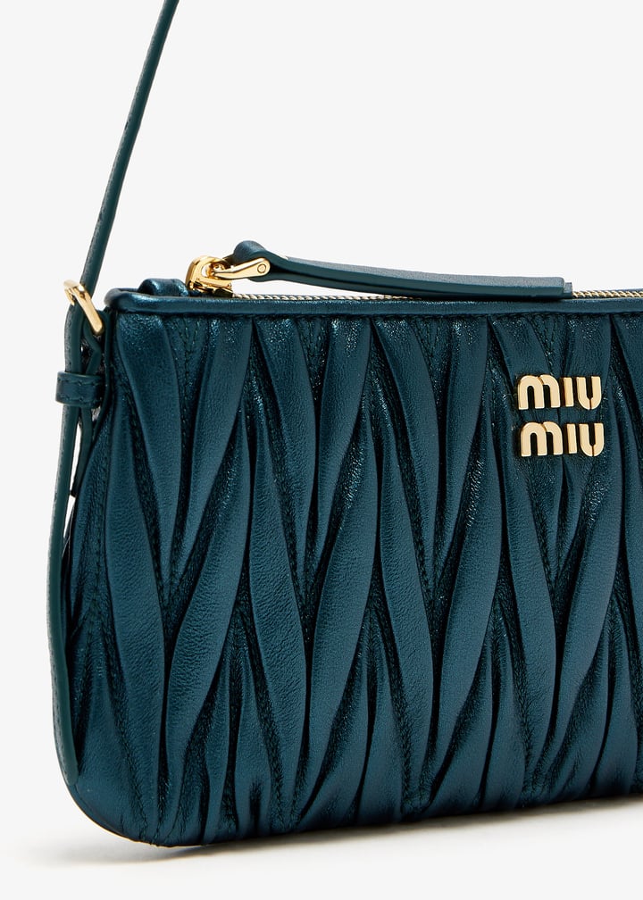 【MIU MIU】QUILTED NAPPA CLUTCH MIU MIU Nappa Matelasse Crystal Flap Clutch Rosa 1397031