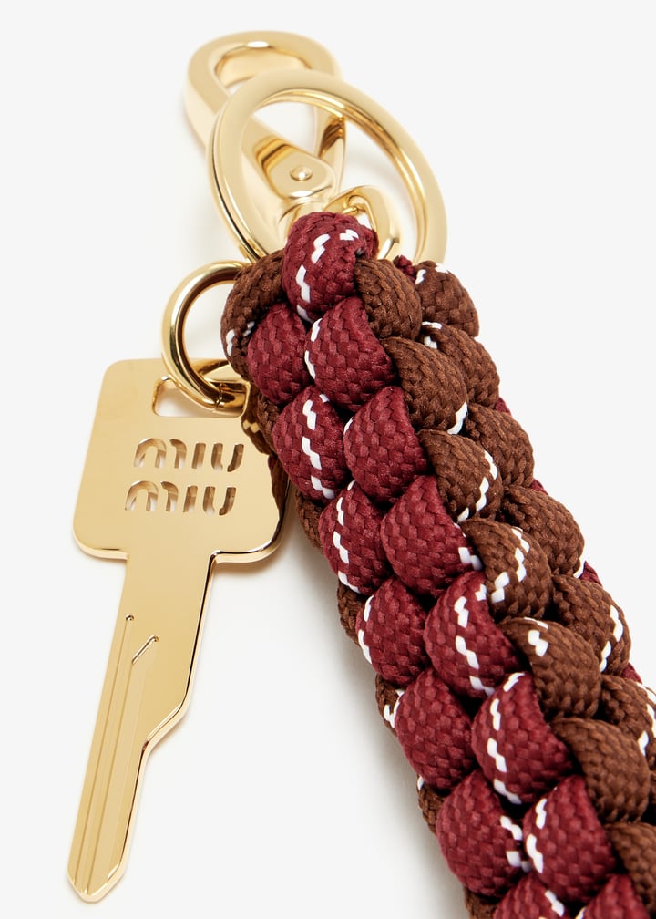 5tt2092cvtf0y8v_2.jpg?ts=20250111031519