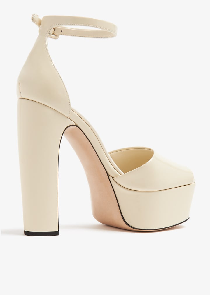 新品未使用　MIUMIUベージュ ハイヒール Miu Miu Pumps, Size 37. 5 EU