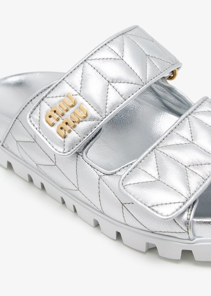 Miu Miu nappa leather slides 関税込 ミュウミュウのスリッパ スリッパ MiuMiu(ミュウミュウ) 靴・シューズ(レディース