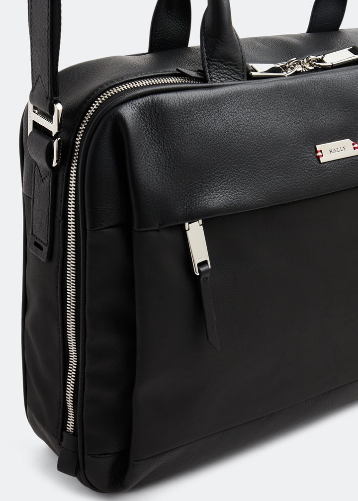 6227990-0100_2.jpg?ts=20221011101507