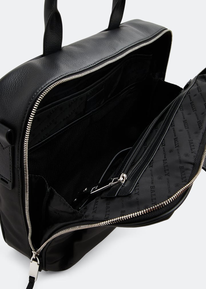 6227990-0100_4.jpg?ts=20221011101507