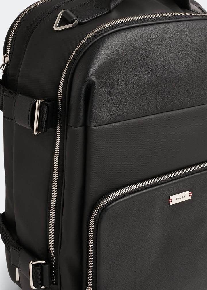 6227992-black_4.jpg?ts=20221011101508