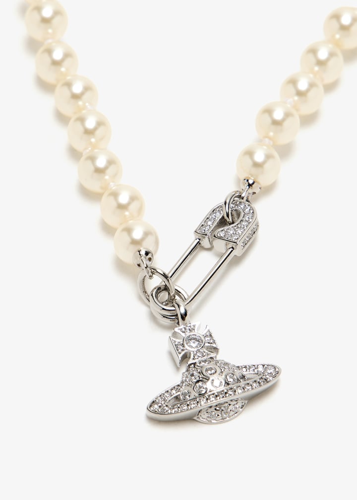 Vivienne Westwood Lucrece pearl necklace for Women - White in KSA