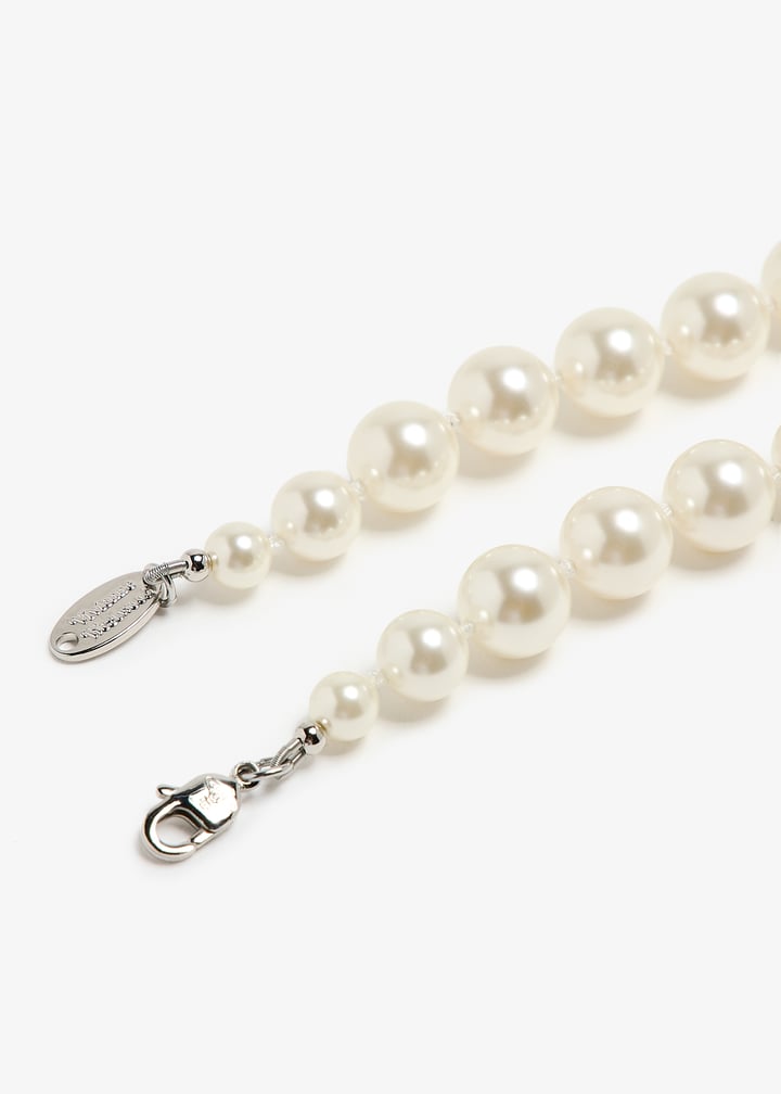 Vivienne Westwood One row pearl bas relief choker for Women