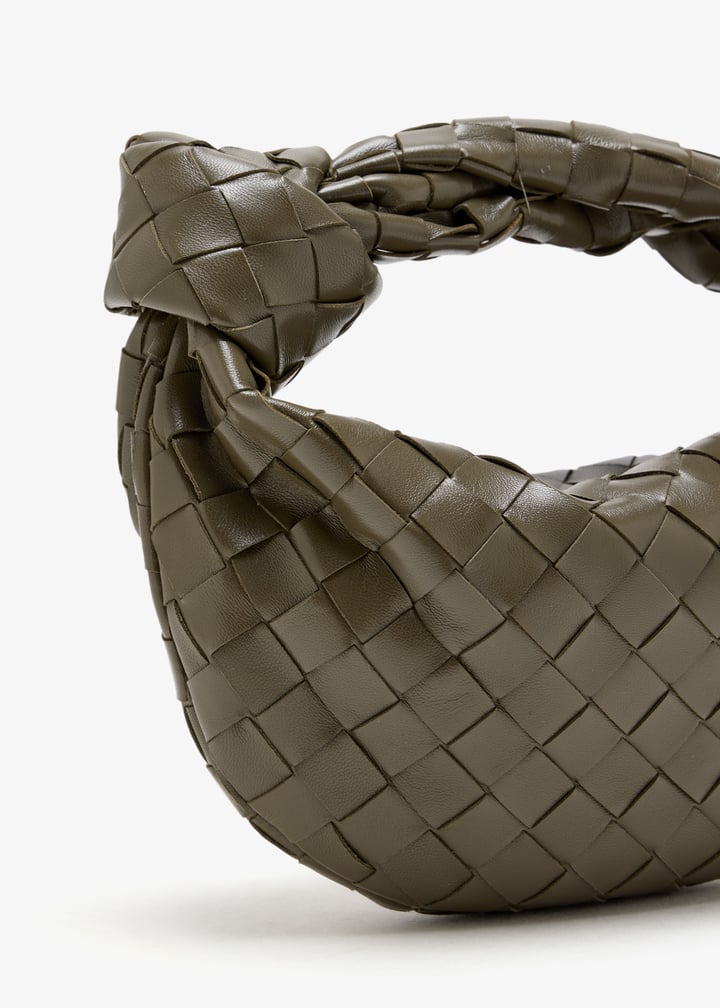 ＊BOTTEGA VENETA＊Jodie クラシックバッグ ラマートブラウン Bottega Veneta Jodie Classic Bag in Ramato Brown | TheDoubleF
