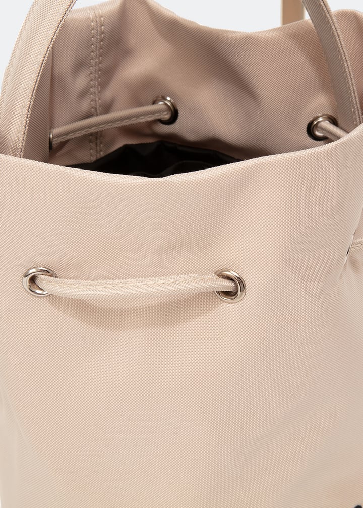 656682h854n9660_2.jpg?ts=20220504181139