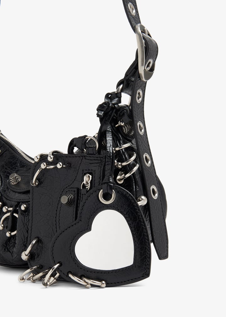 6万取引突破★UPS速達便利用【BALENCIAGA】Le Cagole XS バッグ 6万取引突破☆UPS速達便利用【BALENCIAGA】Le Cagole XS バッグ
