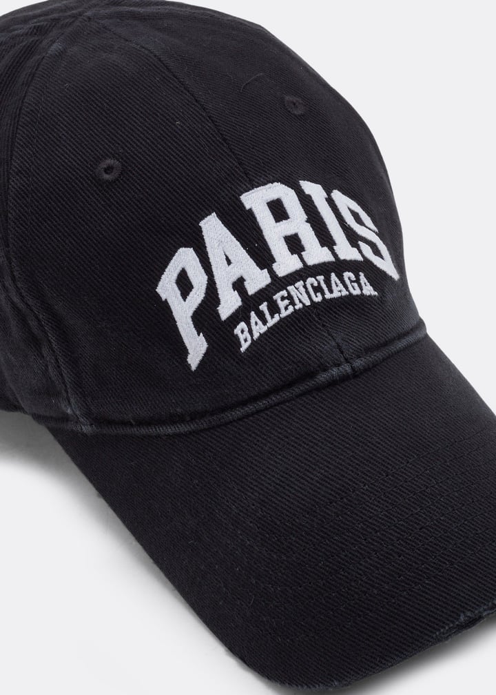 BALENCIAGA PARIS キャップ 黒 Balenciaga Paris Tower Adjustable Cap in Black | FWRD