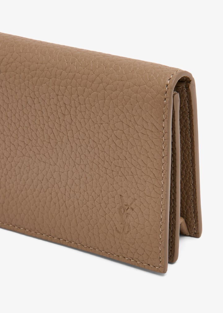 693492dti0w1722_2.jpg?ts=20241102030519