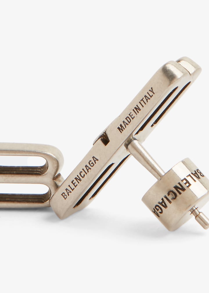 696221tz99i0911_2.jpg?ts=20241114035139