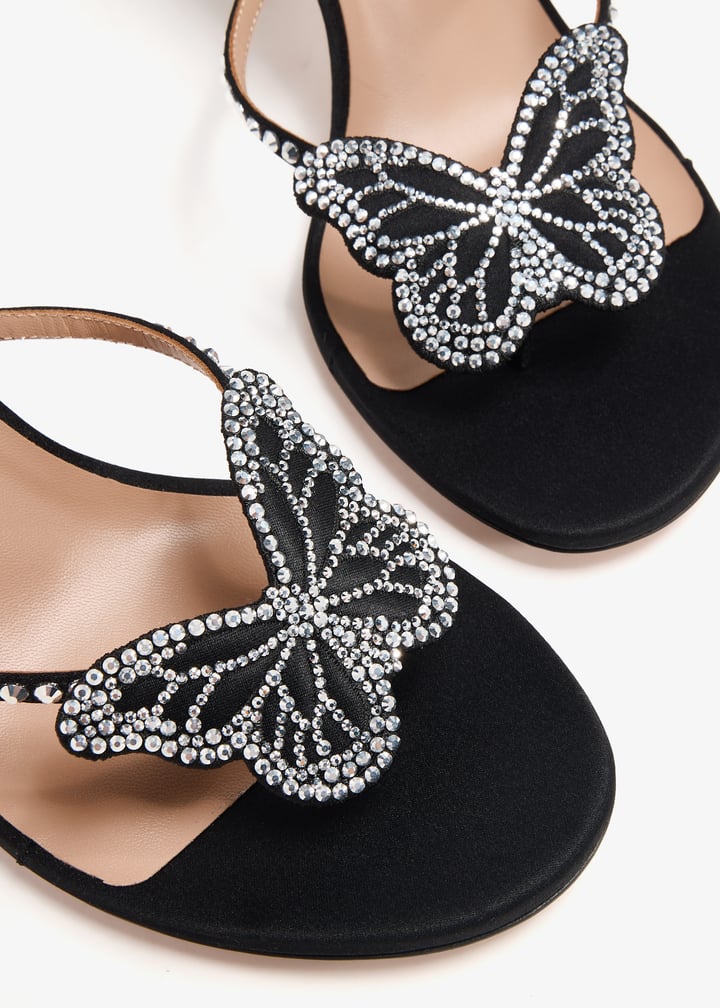 【関税込み】Blumarine ブラック Butterfly '105 ヒールサンダル Blumarineのホワイト Butterfly '105 ヒールサンダルがセール中