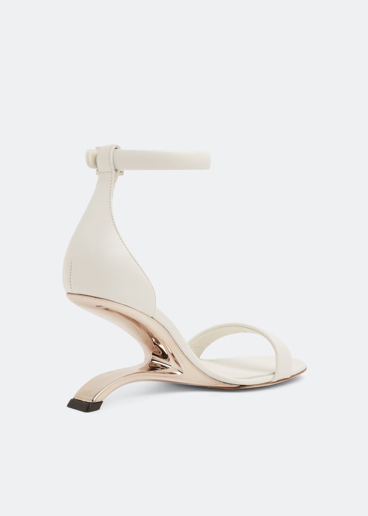 700080wic719359_3.jpg?ts=20221111192507