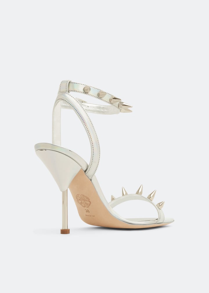 703983w4t748258_3.jpg?ts=20220504181515