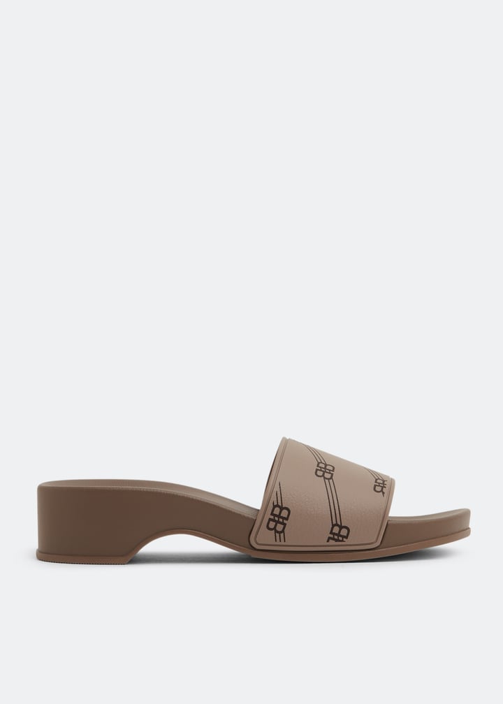 Balenciaga Pool clog slide sandals for Women - Beige in UAE