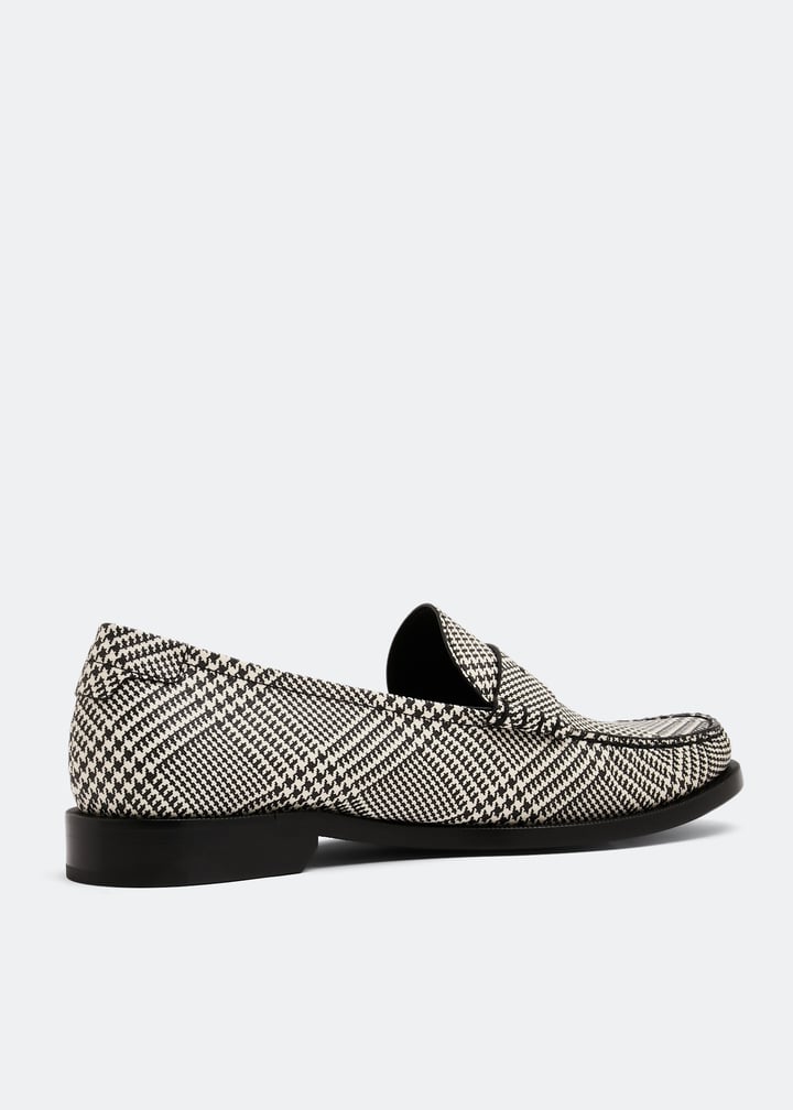 711228aaasu2078_3.jpg?ts=20220918141509