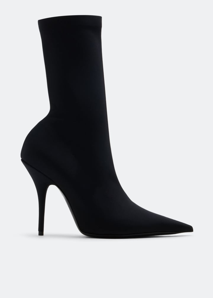 719908w2es01000_1.jpg?ts=20221102030511