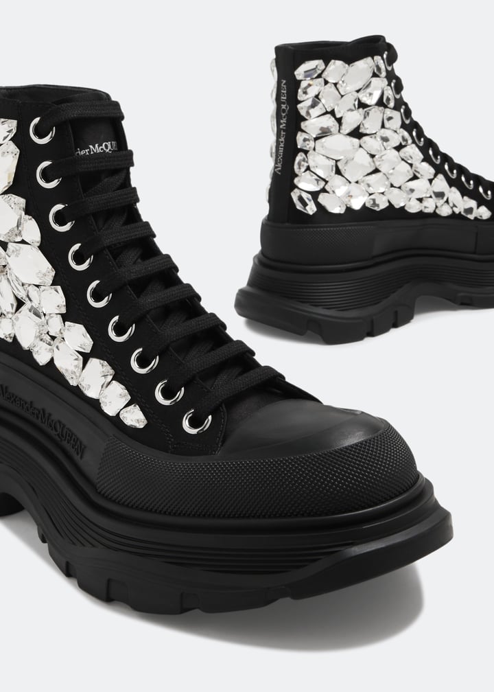 McQueen Tread Slick boots for Women - Black in UAE | Level Shoes McQueen Tread Slick boots for Women - Black in UAE | Level Shoes