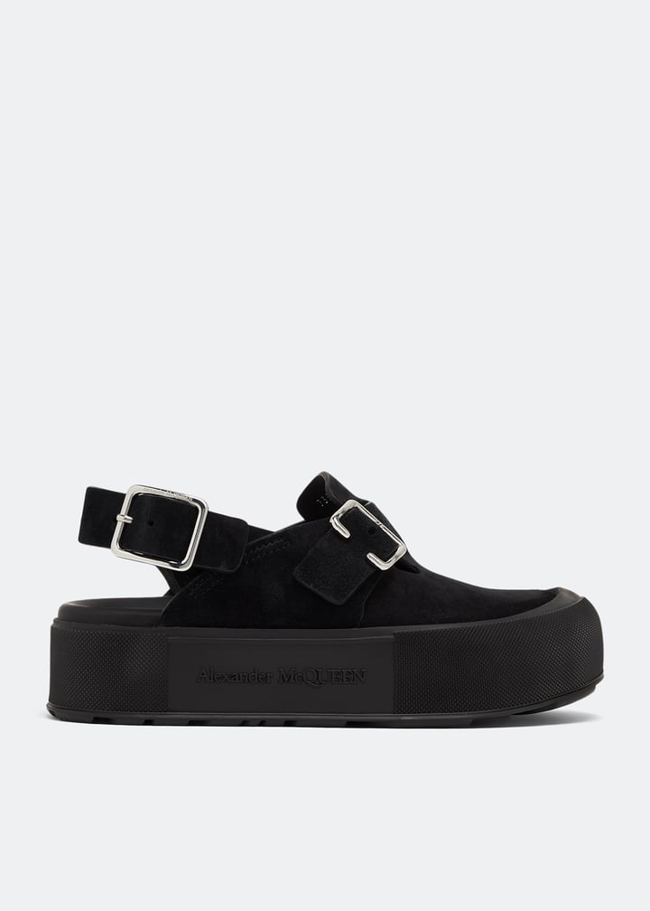 McQueen Mount Slick sandals for Men - Black in UAE | Level Shoes