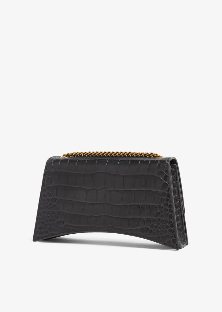 736016210ix1309_3.jpg?ts=20241114035205