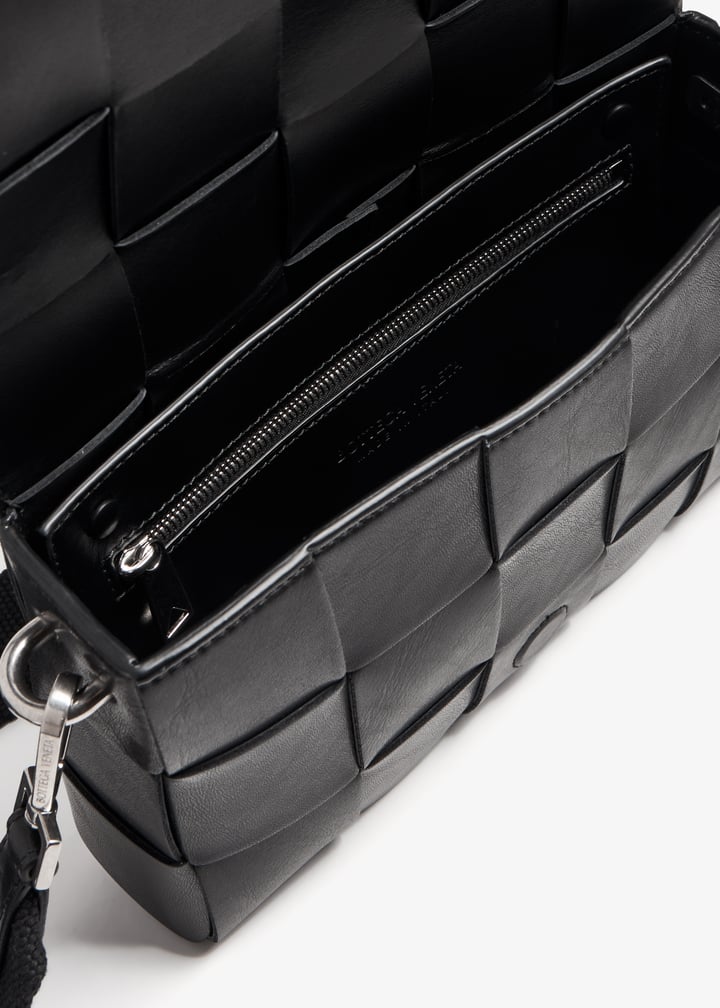 741777v2xu18803_6.jpg?ts=20240127034018