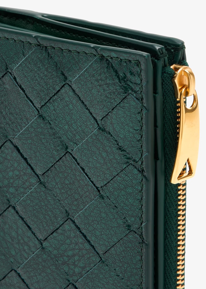 Bottega Veneta Intrecciato small bi-fold wallet for Women