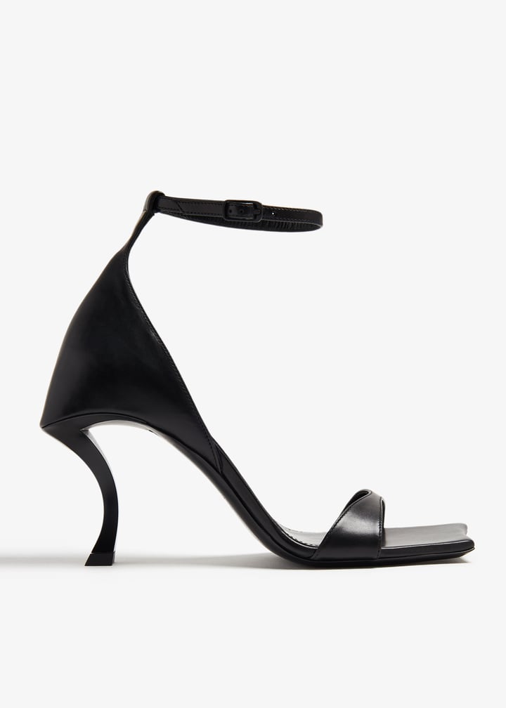 742401wbet11000_1.jpg?ts=20231202035517