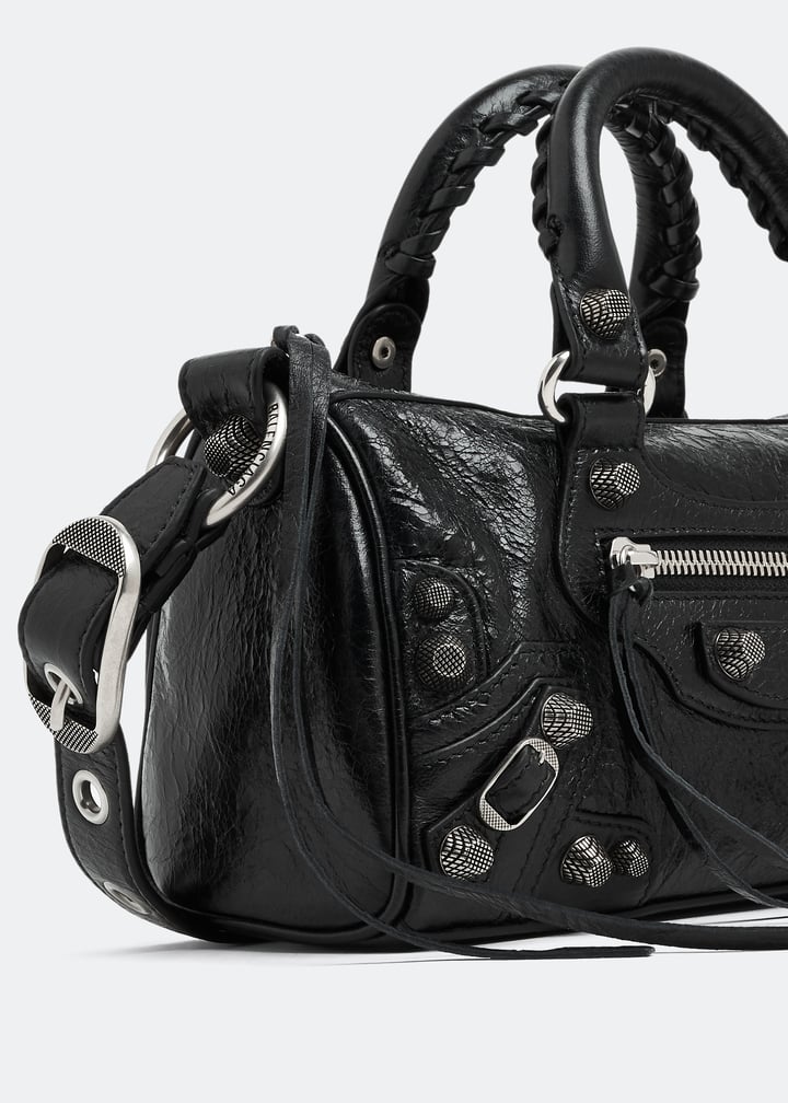 7433561vg9y1000_4.jpg?ts=20230929030511