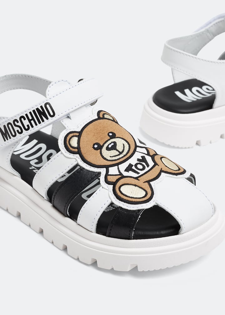 7439702-whtblk_2.jpg?ts=20230225032022