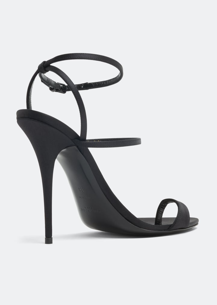 Saint Laurent Dive sandals for Women - Black in UAE | Level