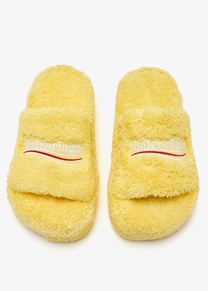 BALENCIAGA♦レディース FURRY SLIDE サンダル ホワイト の ウィメンズ Furry Slide サンダル スニーカー