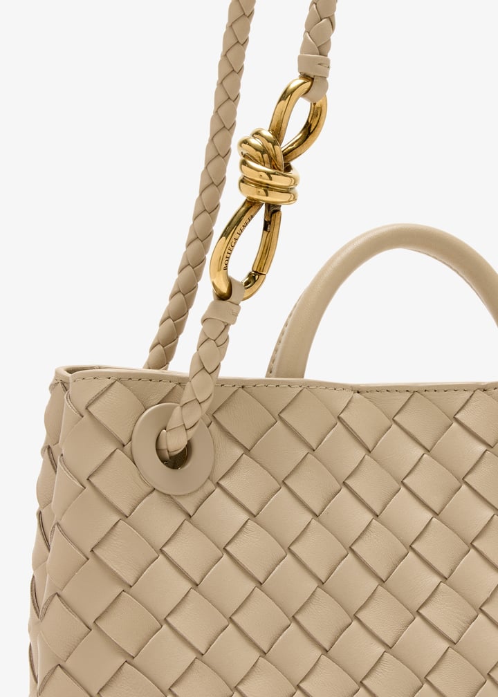 766014vcpp19616_5.jpg?ts=20260312020548