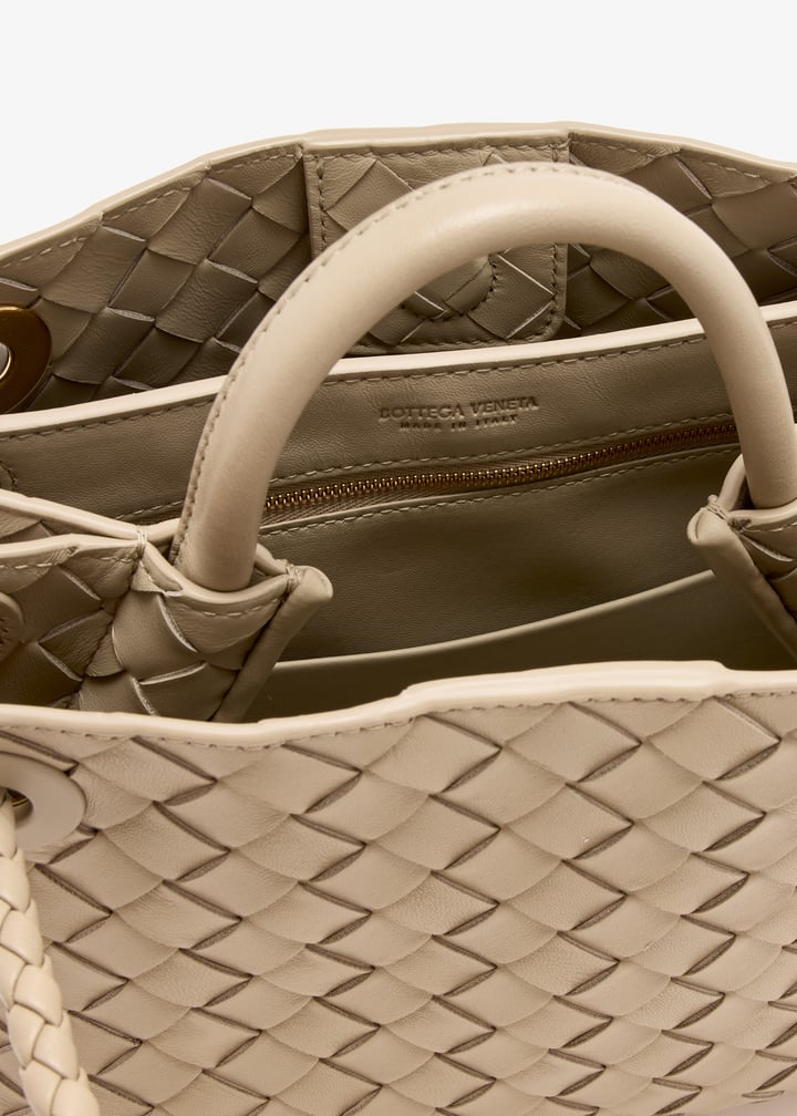 766014vcpp19616_7.jpg?ts=20260312020548