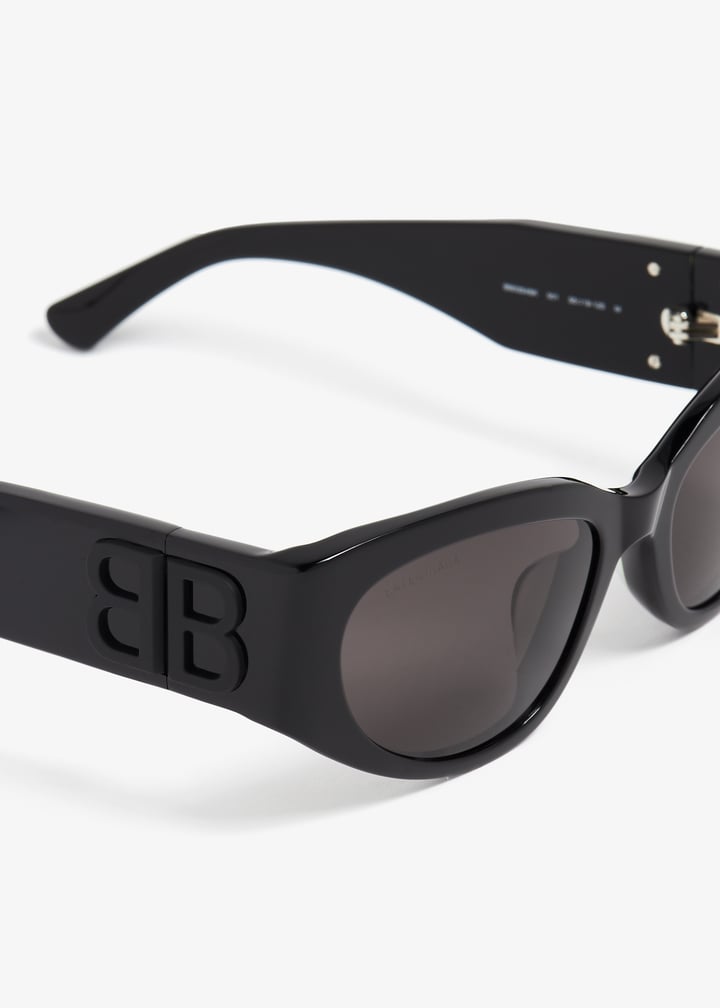 Balenciaga Bossy Round sunglasses for Women - Black in UAE Balenciaga Bossy Round sunglasses for Women - Black in UAE