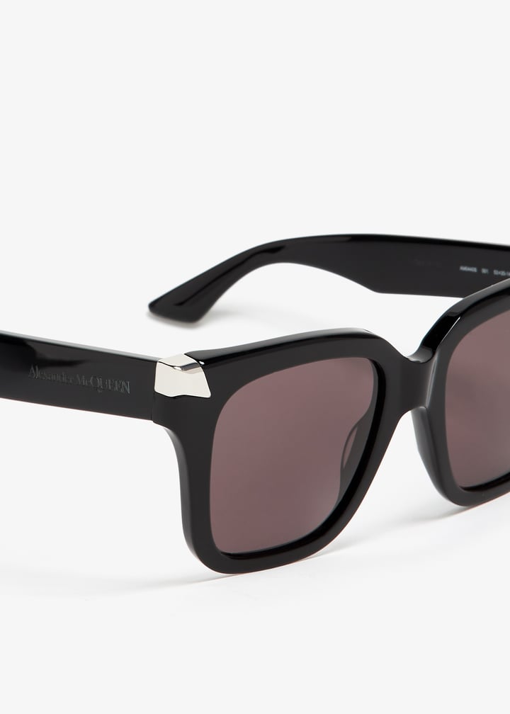 サングラス ALEXANDER MCQUEEN BLACK ACETATE PUNK RIVET SUNGLASSES Alexander McQueen - Men's Punk Rivet Square Sunglasses