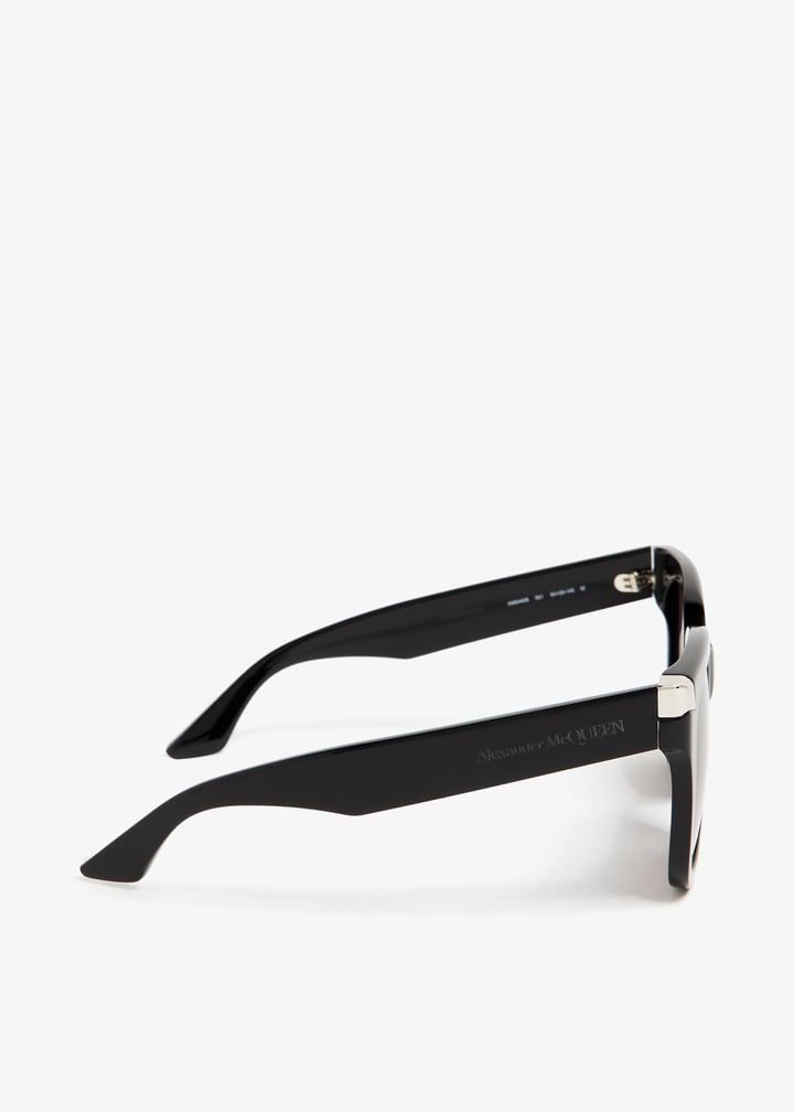 サングラス ALEXANDER MCQUEEN Black Acetate Punk Rivet Sunglasses Alexander McQueen Black Acetate Punk Rivet Sunglasses