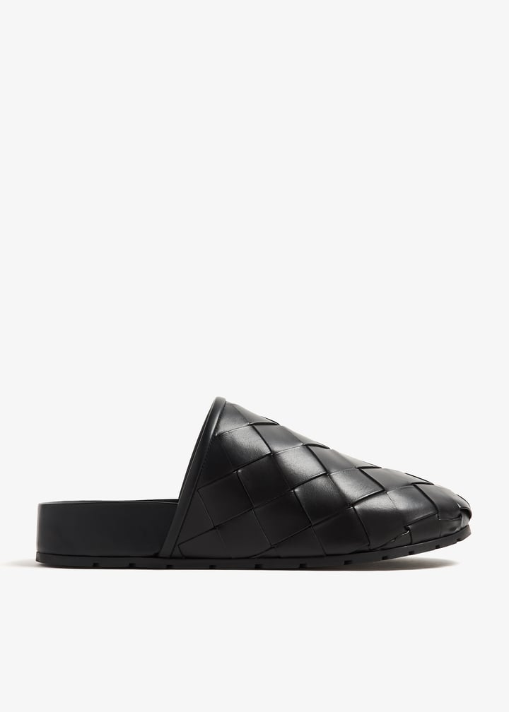 Bottega Veneta Reggie mules for Men - Black in USA | Level Shoes