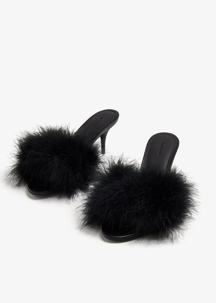 787447w0wmq1000_5.jpg?ts=20240229035628