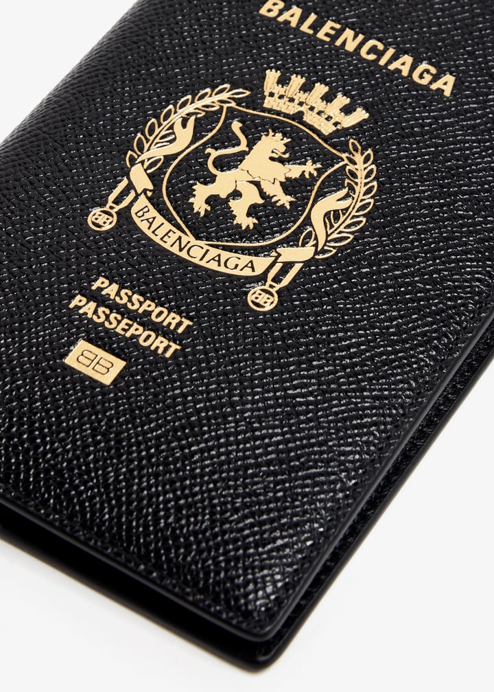 Balenciaga Logo passport holder for Men - Black in UAE