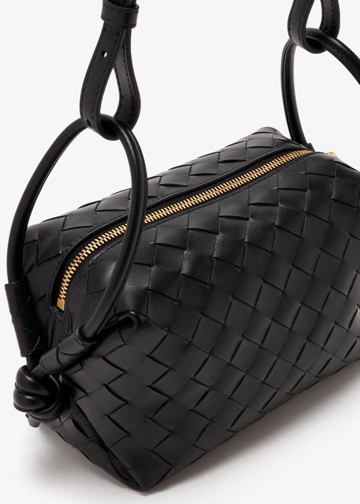 大人気 ☆BOTTEGA VENETA☆ SMALL LOOP バッグ BRIGHTON×NERO♪ 大人気 ☆BOTTEGA VENETA☆ SMALL LOOP バッグ BRIGHTON×NERO