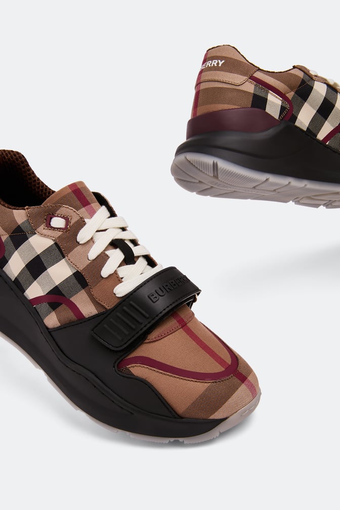 BURBERRY RAMSEY ローカット 茶 厚底 【22.5】 BURBERRY 【LaGアウトレット】Burberry バーバリー スニーカー