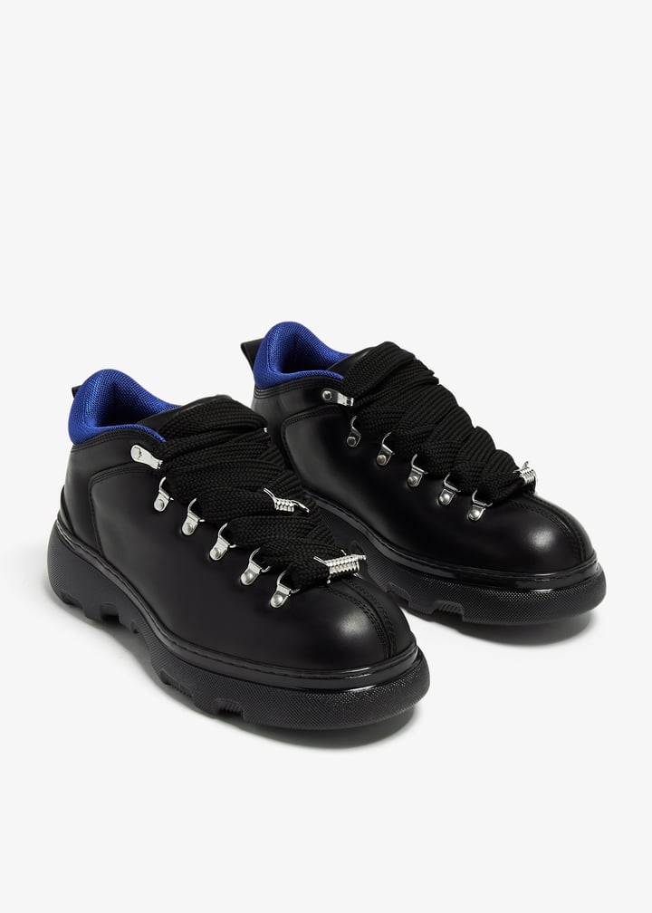 【関税&送料込み】Burberry Stivali Nero Burberry Trek boots for Men - Black in UAE | Level Shoes