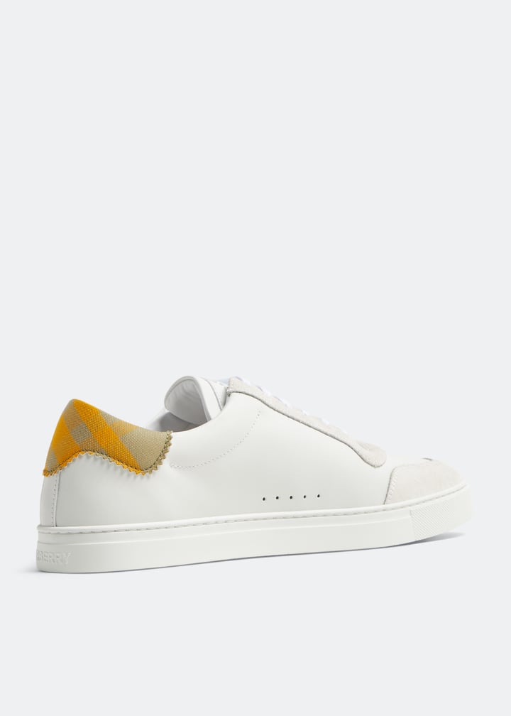 Burberry Robin sneakers for Men - White in UAE | Level Shoes