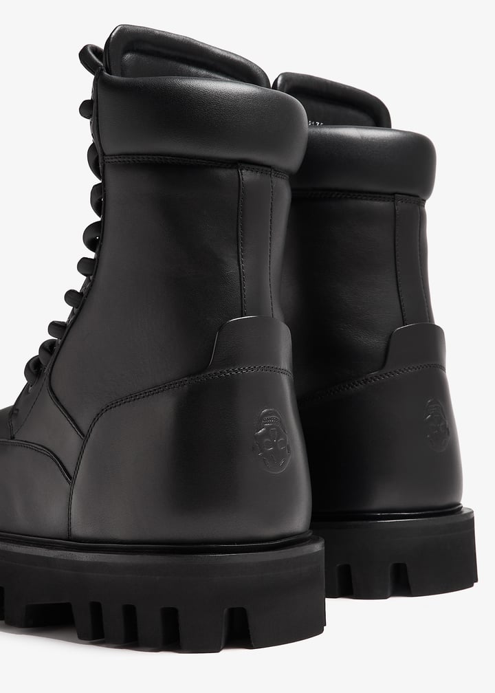McQueen Parachute ankle boots for Men - Black in UAE | Level Shoes