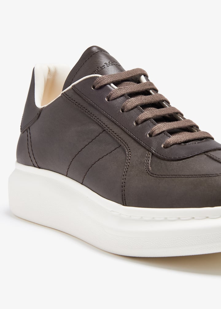 McQueen Oversized Retro sneakers for Men - Brown in Qatar